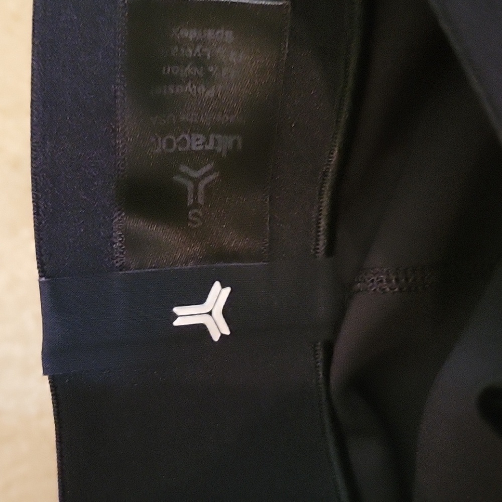 Ultracor Black and Gray Leggings with Artistic Print - Picture 3 of 4